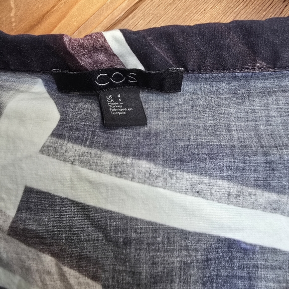 COS Abstract Patterned Blouse Size 4 - Picture 2 of 6